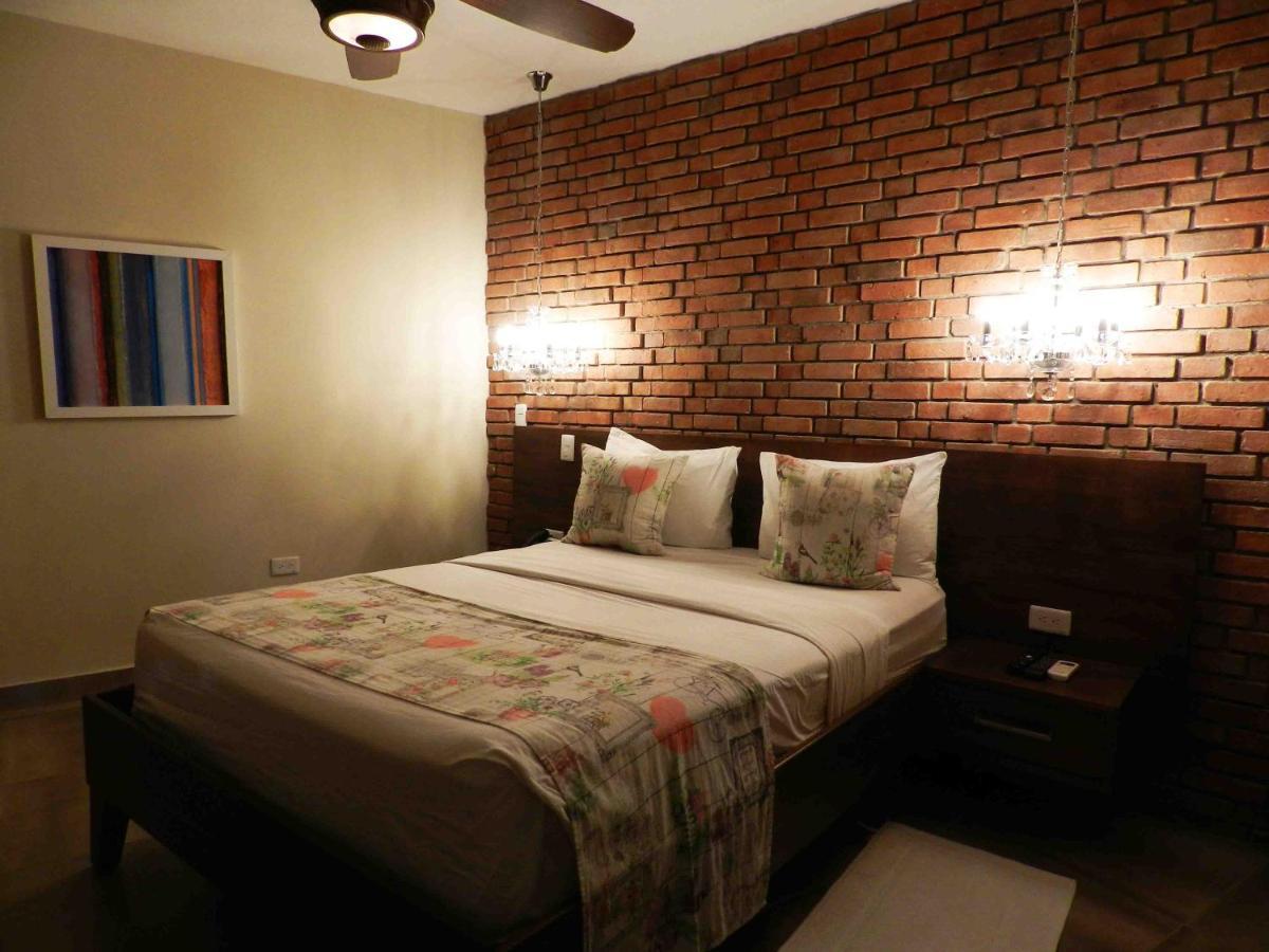 Mon Hotel Boutique Constanza Kültér fotó